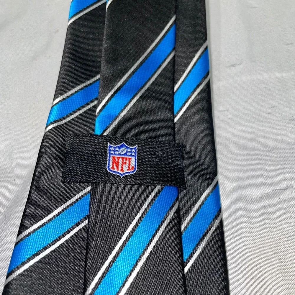 NFL Carolina Panthers Mens Necktie Black Blue Striped Logo Silk Look Tie